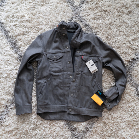 levi's commuter trucker